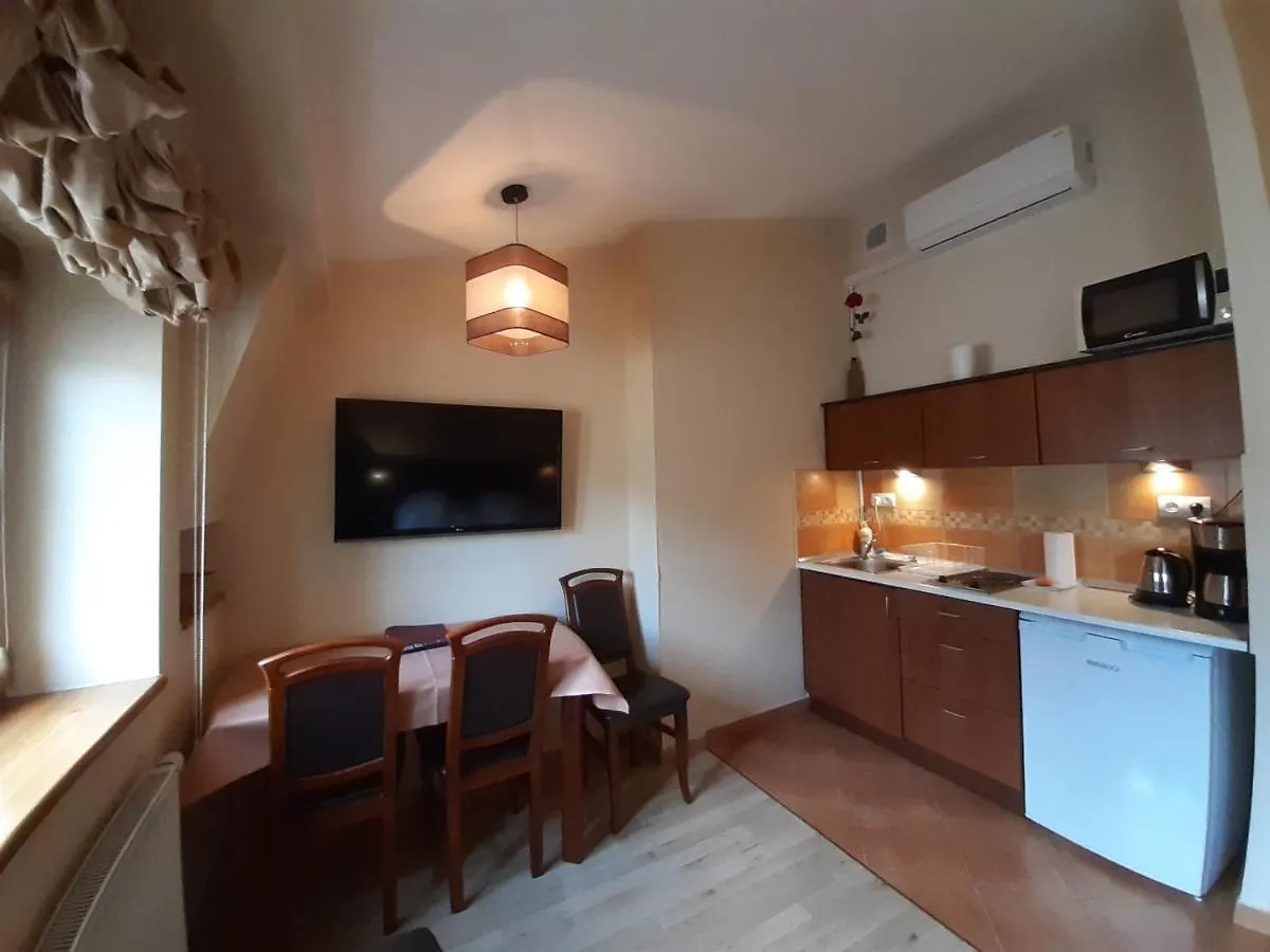 **  Aparthotel Kazimierz Secret Cracovia Polonia