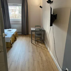 H6 Major Travel & Business, Free Parking Cracovia